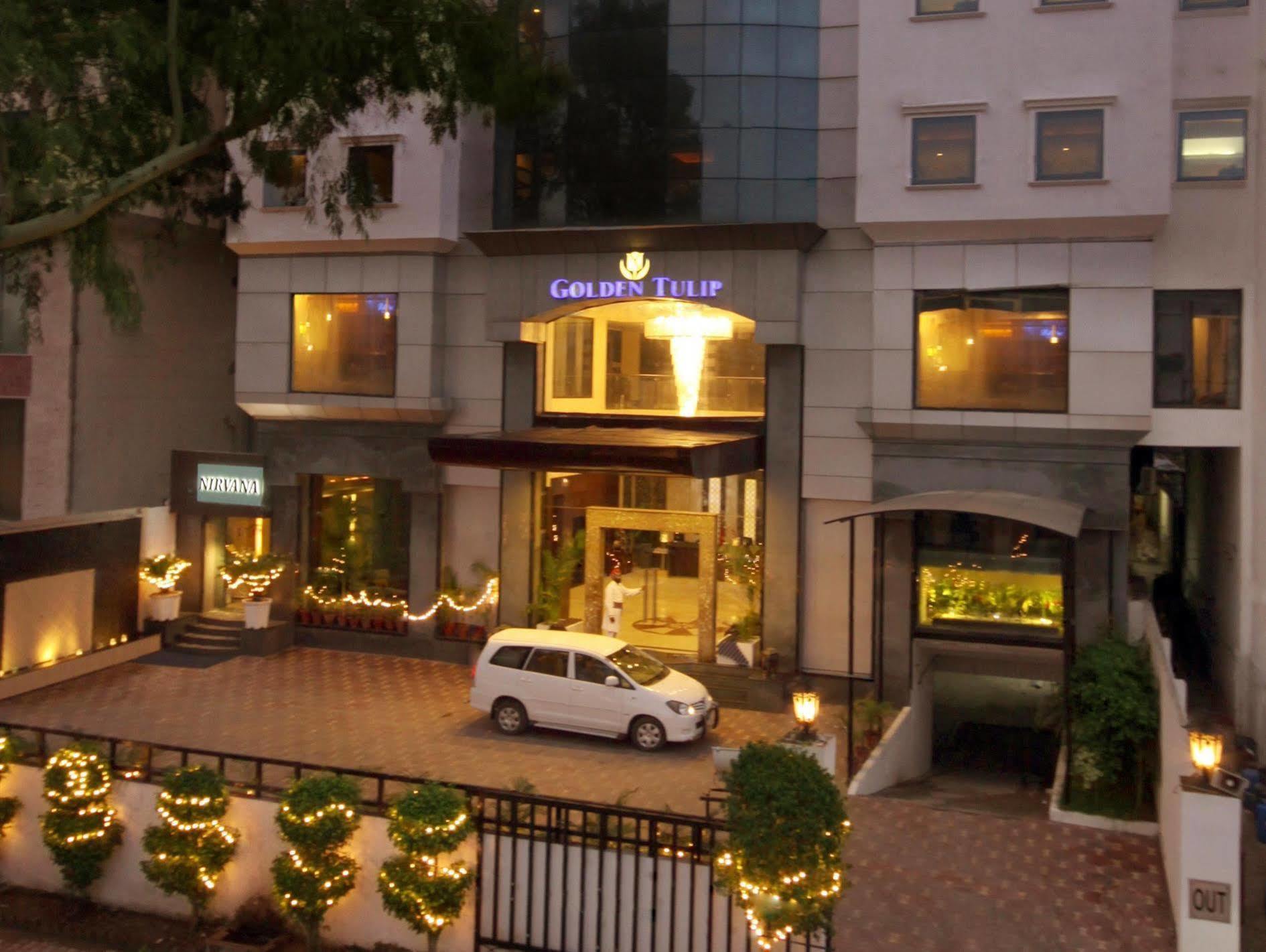 Hotel Regenta Place Amritsar Exterior foto